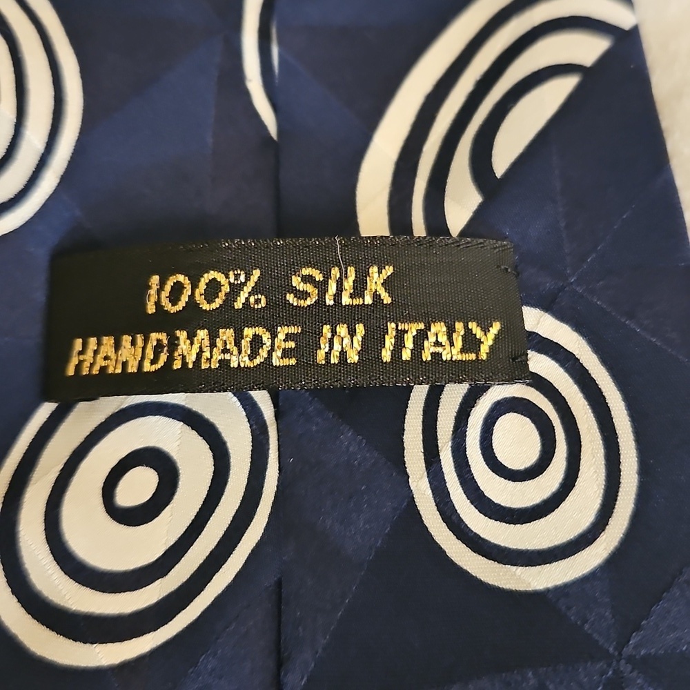 Vintage Italian Navy Blue Bullseye Silk Tie - Picture 6 of 8